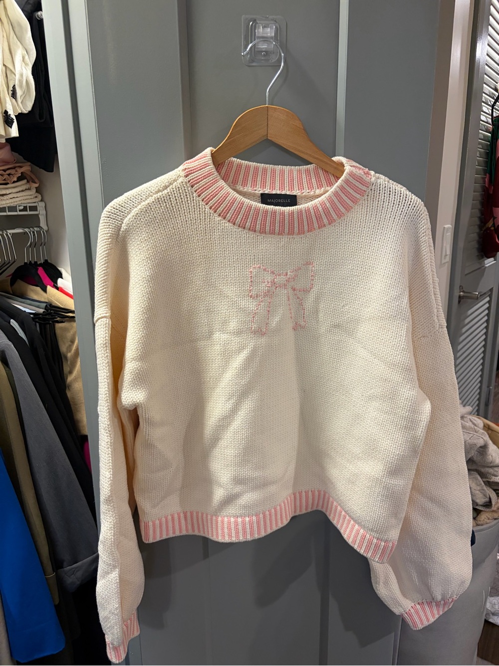 MAJORELLE Cream Sweater with Pink Trim and Bow Detail